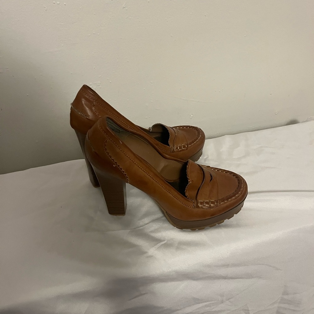 Vintage chunky penny loafers